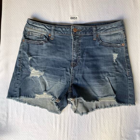 Vanilla Star Women’s Frayed Denim Mid Rise Shortie size 11, Blue - Picture 1 of 10